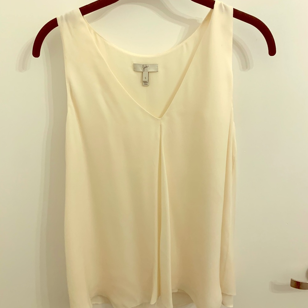Unworn joie silk top. Size small.